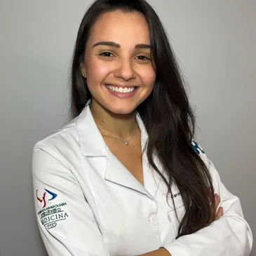 Dra Carolina Arcoverde de Oliveira – CRM SP 219.973